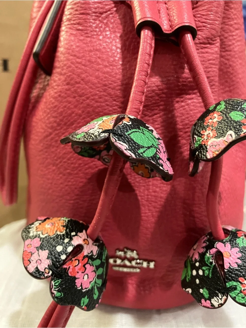 EUC COACH Yankee Pink Floral Drawstring Mini Bucket Wristlet Pouch #F56581